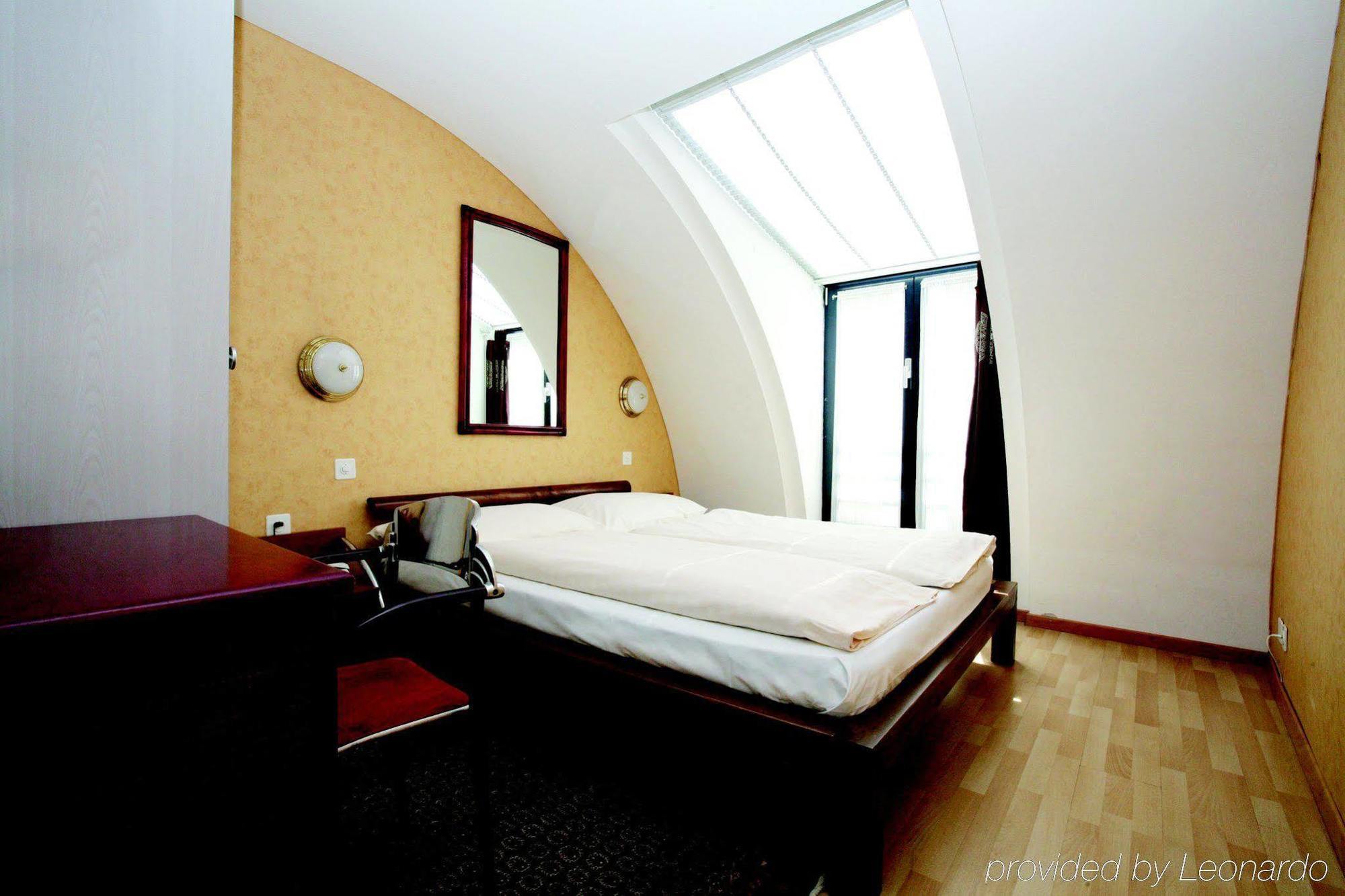 Hotel Falken Luzern Kamer foto