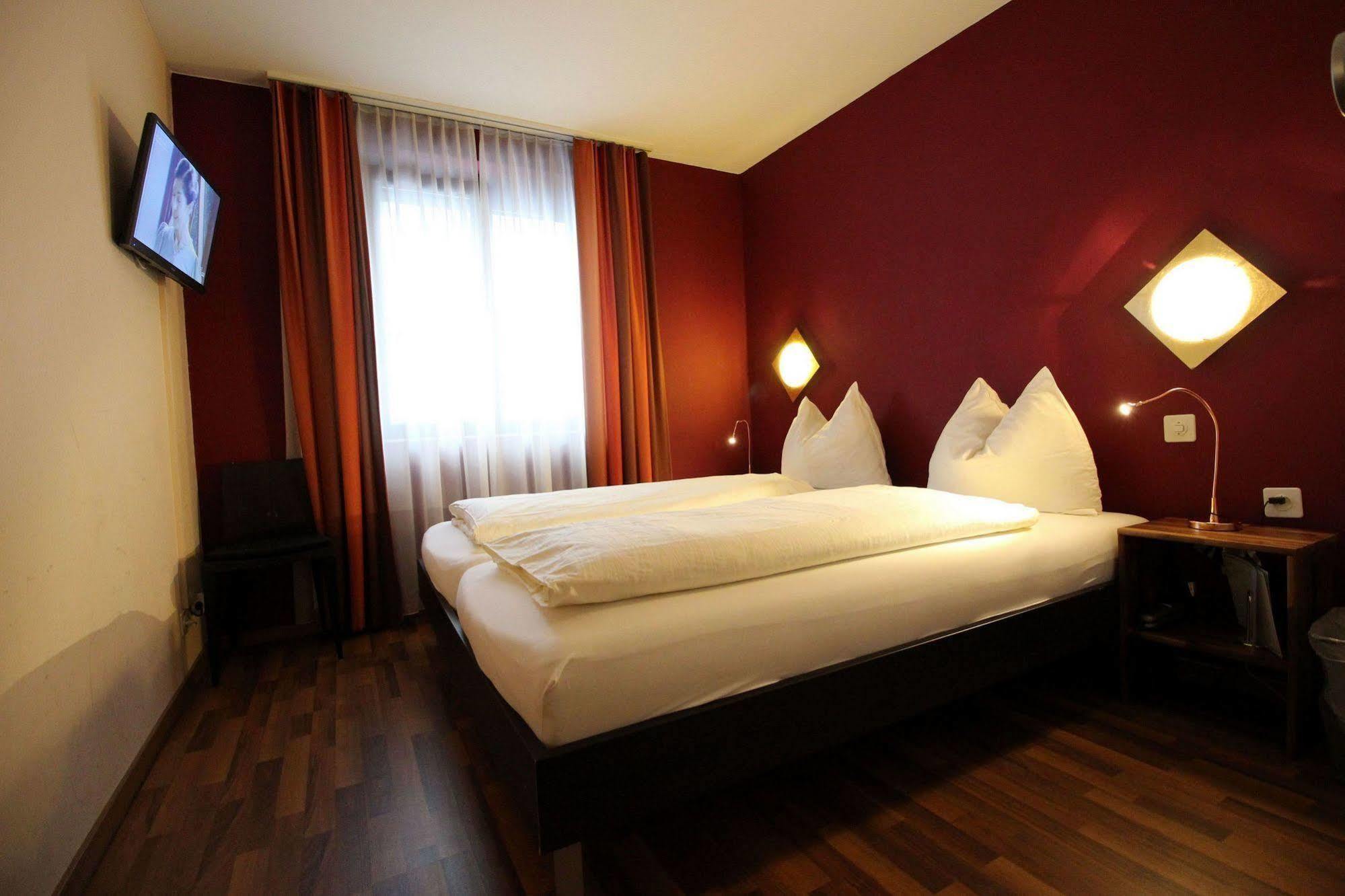Hotel Falken Luzern Kamer foto