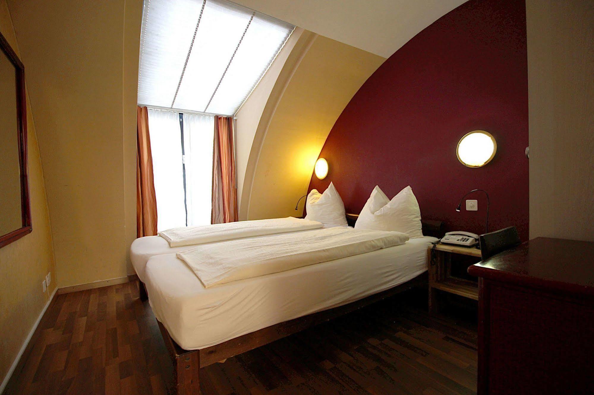 Hotel Falken Luzern Buitenkant foto